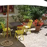 게스트하우스 La Deviniere Donzère