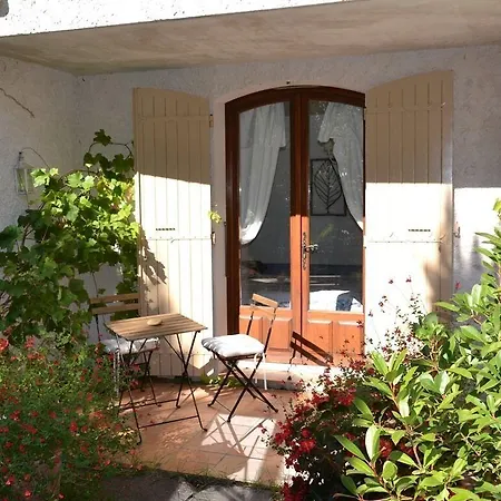La Deviniere Pensionat Donzère