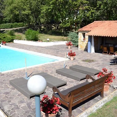 La Devinière Maison d'hôtes 3*